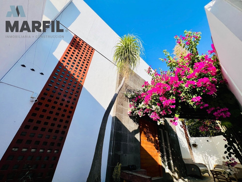 Casa En Venta Ideal Para Negocio / Oficinas En Esmeralda Norte Colima