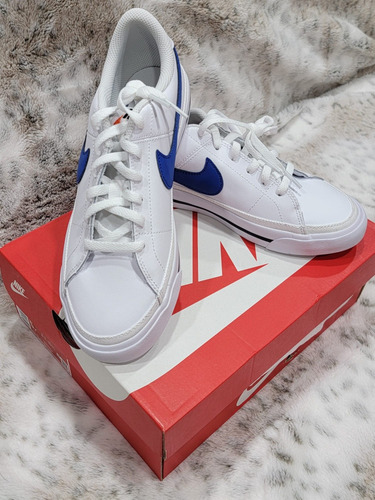 Vendo Tenis Originales Nike Court Legacy