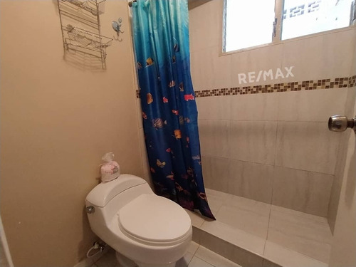 Imagen 10 de 18 de Re/max 2mil Vende Apartamento Remodelado En La Urb. Maneiro - Isla De Margarita