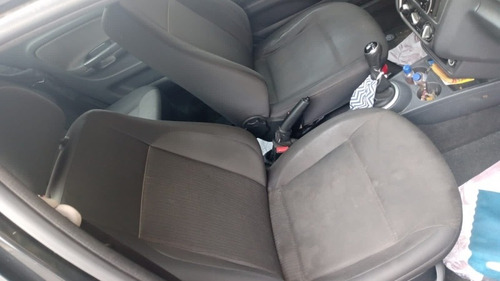 Imagem 5 de 7 de Volkswagen Voyage 2013 1.0 Trend Tec Total Flex 4p