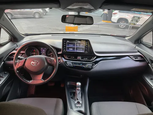 Toyota CH-R 2.0 Cvt