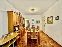 Comprar Alquiler Pocitos, 2 Dormitorios Y Garage. Sin Mobiliario.
