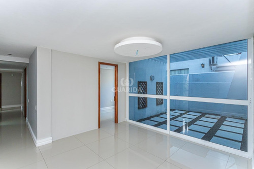 Imagem 5 de 30 de Casa Comercial Para Aluguel, 3 Quartos, 4 Vagas, Tres Figueiras - Porto Alegre/rs - 11002
