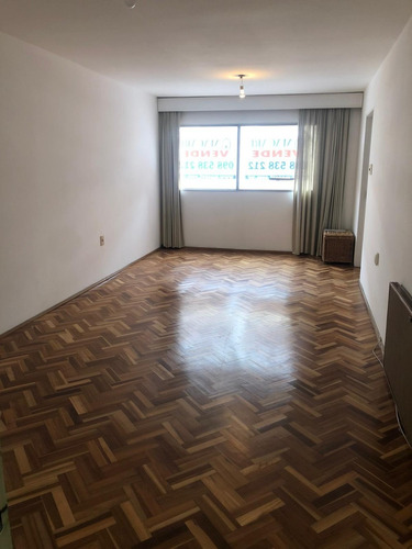 2 Dormitorios Piso 7 Sobre Calle Colonia Opción Garage