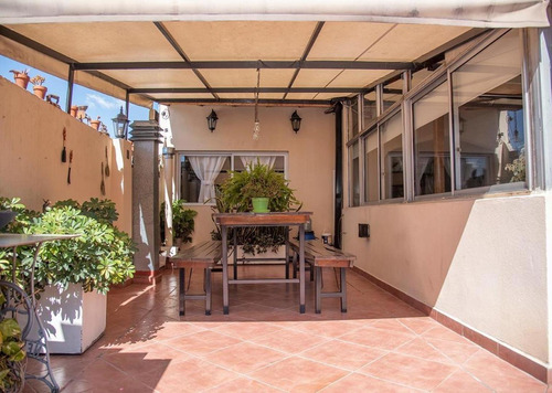 Imagen 22 de 23 de Departamento En 2 Plantas - 4 Ambientes - Impecable - Castel