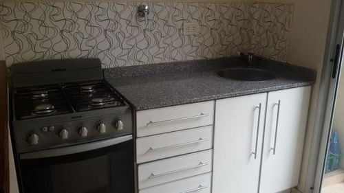 Imagen 3 de 7 de Loft Con Patio Para 2 Personas - Quilmes Oeste