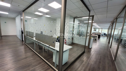 Arriendo Oficina Amoblada 526 M2. Exclusivo Edificio El Golf