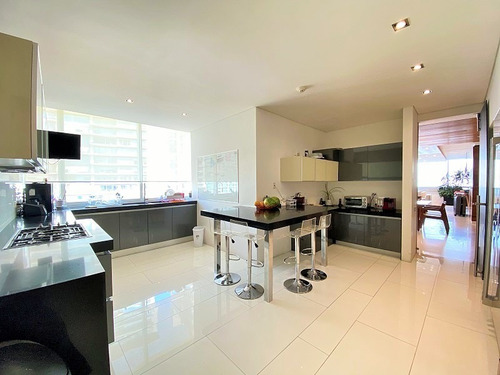 Imagen 7 de 14 de Espectacular Departamento Con Diseño De Lujo En Vidalta
