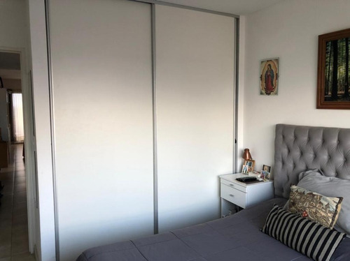 Imagen 10 de 20 de Dpto. De 2 Ambientes Con Cochera En Venta - Banfield Centro.