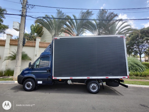 Imagem 5 de 11 de Iveco Daily 35s14 2014 Baú