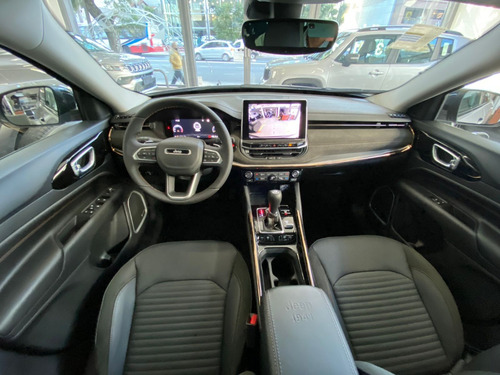 Imagen 12 de 20 de Jeep Commander Limited 4x4 Turbo Diesel 7 Asientos Ng