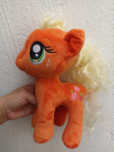 Pony. Bonito Peluche Con Cabello Largo, Apple Jack 22cm