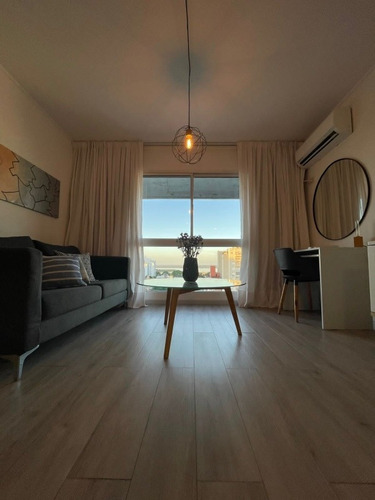 Imagen 10 de 12 de Confortable Estudio Con Vista Al Rio Paraná