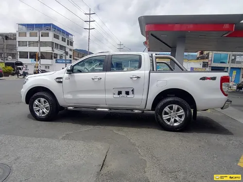 Ford Ranger 3.2 XLT AT