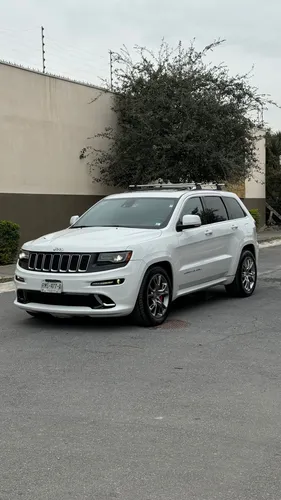 Jeep Grand Cherokee 6.4 Srt-8 4x4 Mt