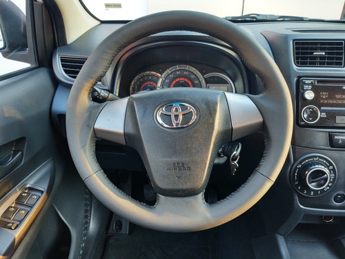 Imagen 8 de 15 de Toyota Avanza 2017 1.5 Cargo Mt