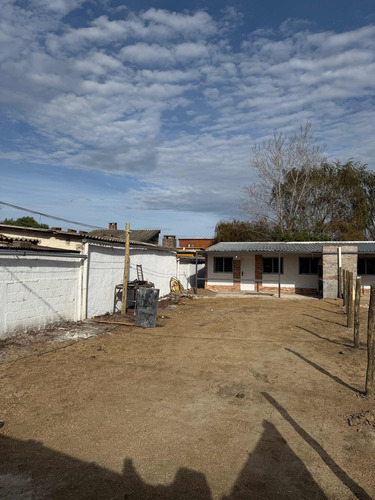 Casa En Alquiler Salinas Norte A 2 Cuadras De Ruta Interbalnearia A Estrenar