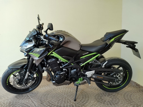 Imagem 2 de 11 de Kawasaki Z900 20/21