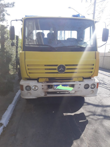 Imagem 1 de 4 de Mercedes 1418