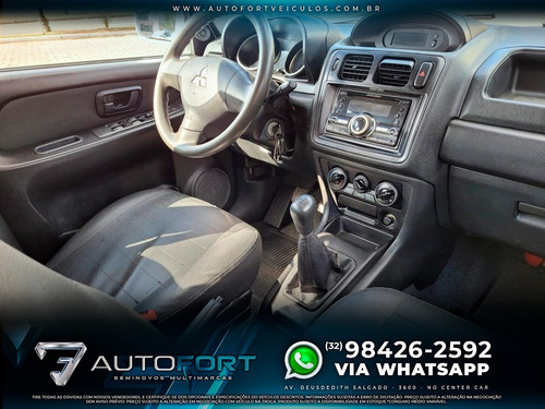 Imagem 12 de 15 de Mitsubishi Pajero Tr4 2.0 Flex 16v 4x2 Mec. 2012/2013