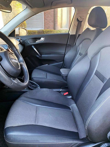 Audi A1 Sportback 1.4 Ambition Tfsi Stronic 2013