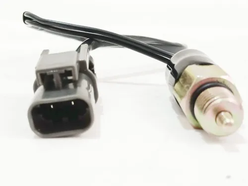 comprar Bulbo Interruptor De Reversa Nissan Tsuru 2 1988 A 1991