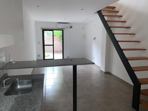 Imagen 9 de 30 de Ph De Tres Ambientes En Venta, Ituzaingo. Barrio Cerrado.