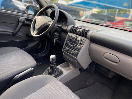 Imagem 6 de 10 de Chevrolet Classic 1.0 Mpfi Ls 8v Flex 4p Manual