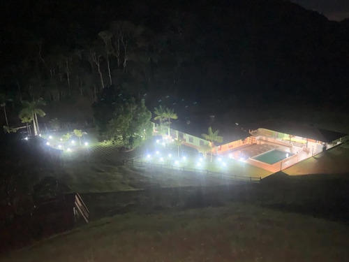 Imagem 1 de 14 de Sítio Para Alugar Finais De Semana,feriados,festas E Eventos