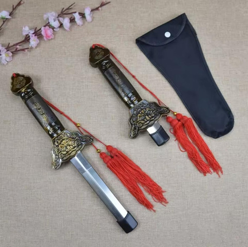 Espada De Utileria Arma Medieval Estilo Chino Retraible 85cm
