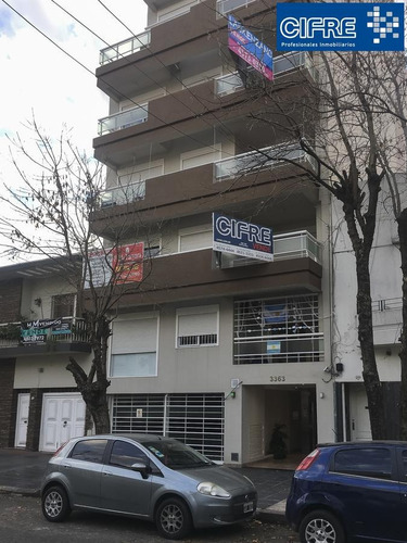 Semi-piso A Estrenar De 4 Ambientes Al Contra Frente Con Balcón Aterrazado.