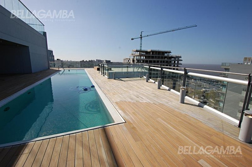 Imagen 19 de 24 de Hermoso Loft En Piso 17 Con Vista Al Rio. Excelentes Detalles De Calidad Y Cochera.