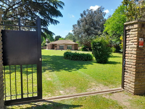 Venta Casa Quinta 3 Amb 2 Lotes Con Piscina