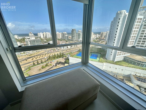 Imagen 7 de 30 de Departamento En Venta. Vista Al Mar. Playa Mansa.