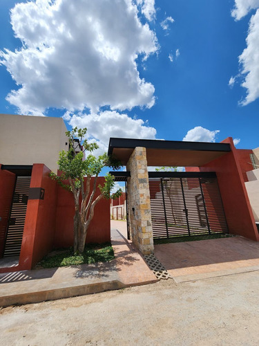 Casa En Renta, En Ascalaii, Con 2 Recamaras, Equipado