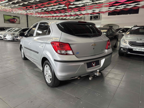 Chevrolet Onix 1.0 MPFI JOY 8V FLEX 4P MANUAL