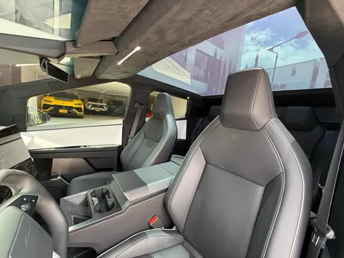 Tesla Cybertruck Foundation Series 4x4 2024