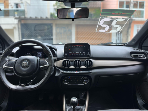 Fiat Cronos 1.3 Drive Flex 4p