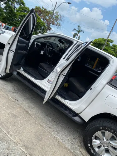 Toyota Hilux 2.7l