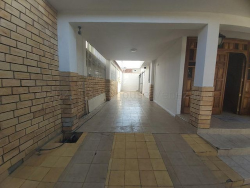 Imagen 24 de 30 de Casa En Alquiler En Nueva Segovia Barquisimeto, Ubicación Ideal, Cod 22-27378, Inf 0424-5337900, Nds 08/06
