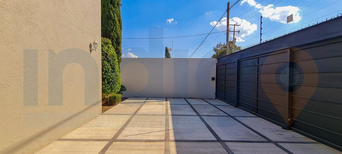 Imagen 8 de 30 de Casa En Venta En Juriquilla, Un Piso
