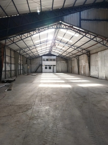Arriendo Bodega Industrial De 400m2 Útiles En Placilla 