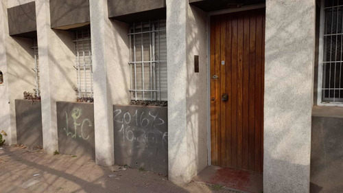 Imagen 2 de 11 de Departamento En Venta De Un Dormitorio .calle 122 Y 76