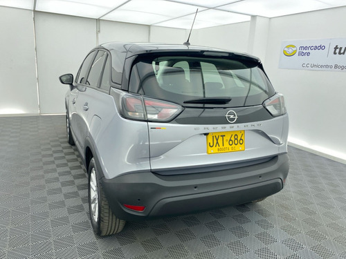 Imagen 8 de 25 de Opel Crossland 1.2 Turbo 2022