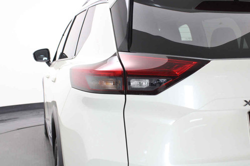 Nissan X-Trail 2.5 Platinum 3 Row Cvt