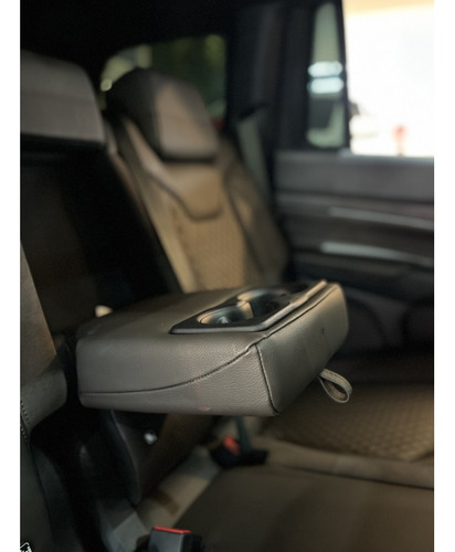 Jeep Commander 1.3 T270 TURBO FLEX OVERLAND AT6