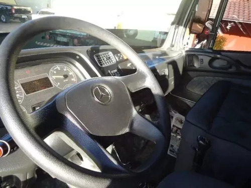 Mb Atron 2324 Ano 2016 Mercedes Benz Carroceria