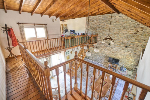 Ph En Venta - 3 Dormitorios 3 Baños - 266mts2 - Flores