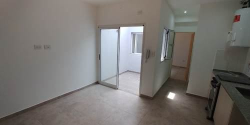 Imagen 7 de 12 de Departamento Tipo Casa En Alquiler En Lanus Oeste