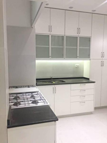 Departamento En Venta En Recoleta.